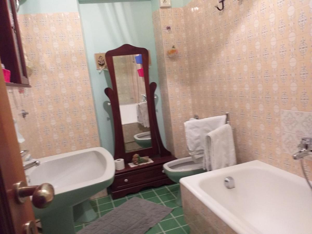 Bed & Breakfast La Rosa Rossa Cagli Bagian luar foto