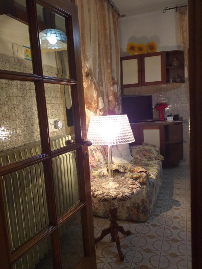 Bed & Breakfast La Rosa Rossa Cagli Bagian luar foto