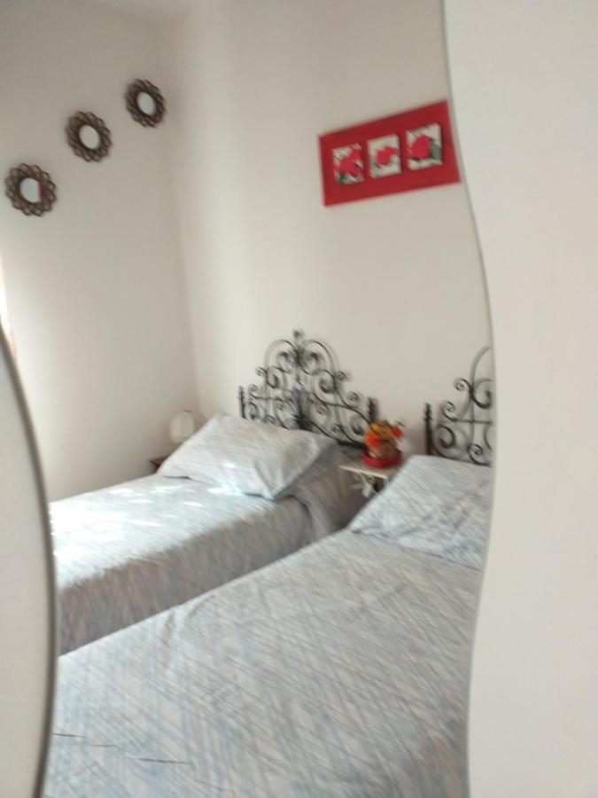 Bed & Breakfast La Rosa Rossa Cagli Bagian luar foto