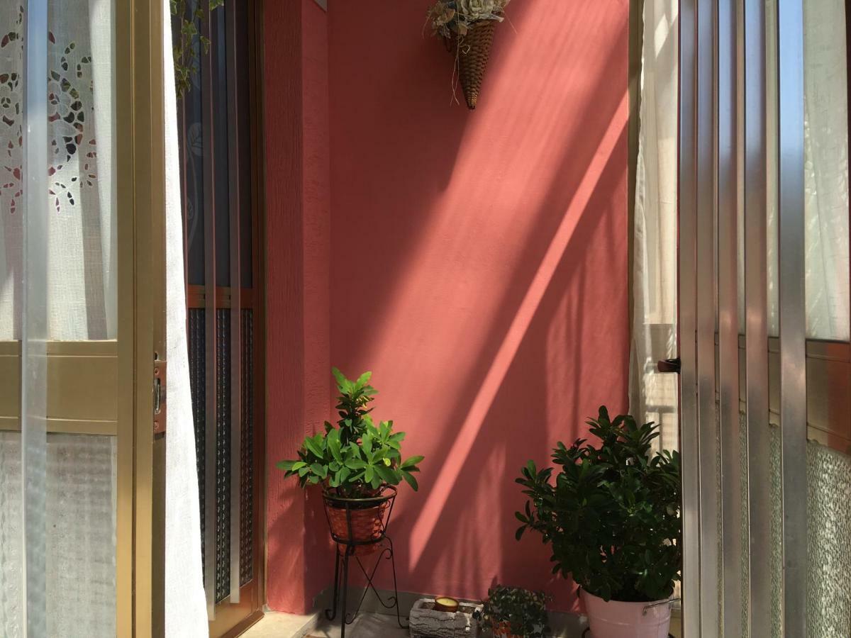 Bed & Breakfast La Rosa Rossa Cagli Bagian luar foto