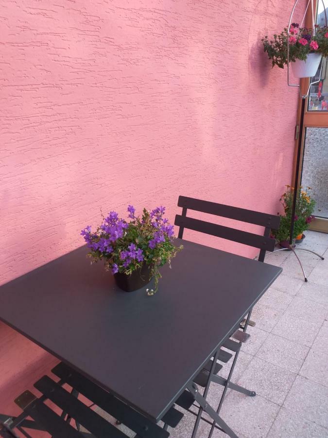Bed & Breakfast La Rosa Rossa Cagli Bagian luar foto